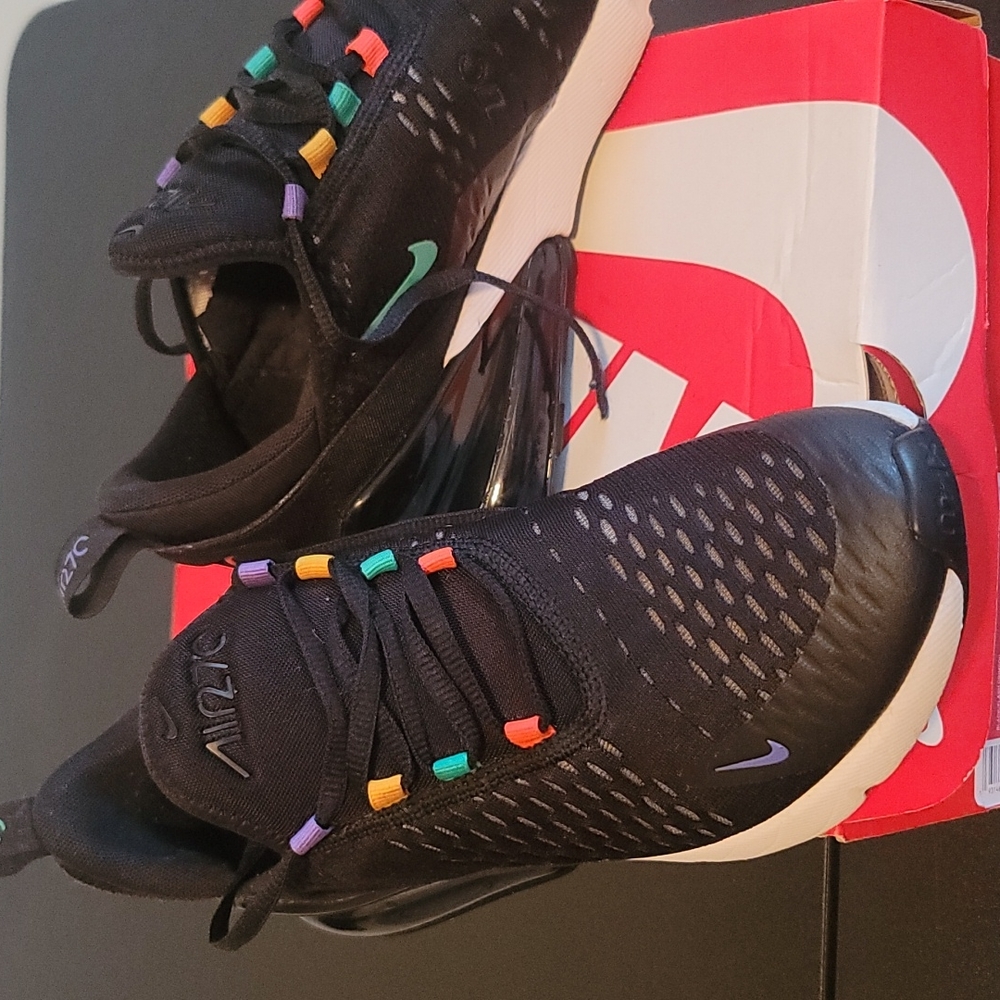 NikeAIR MAX 270 'BLACK MULTICOLOR' size 7 Y